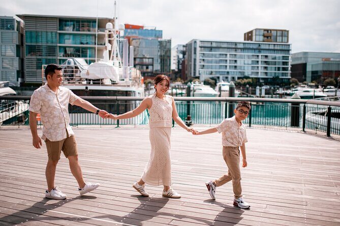 Private Vacation Photoshoot with Photographer in Auckland - Key Points
