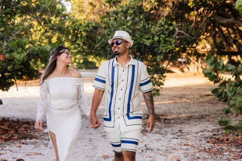 Private Vacation Photoshoot with Photographer in Savannah - FAQs