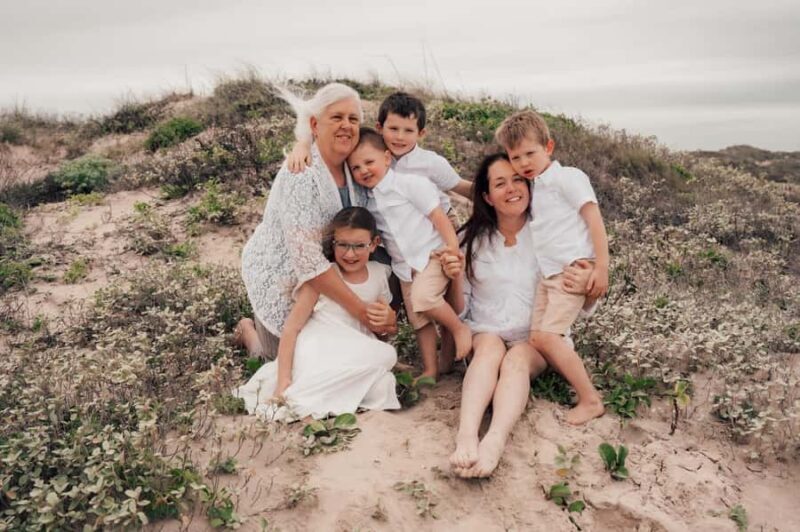 Private Vacation Photoshoot with Photographer South Padre - Key Points