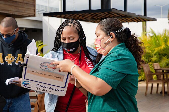 Private VAN Round-Trip from Airport to Cabo San Lucas Pacific - The Service in Action