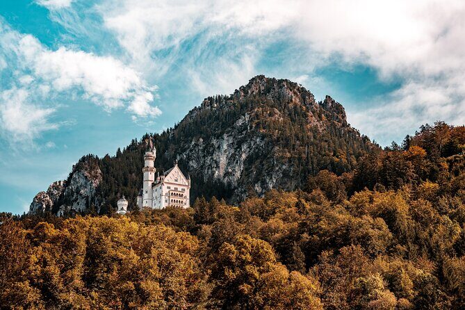 Private Van Tour to Royal Castle of Neuschwanstein from Munich - FAQs