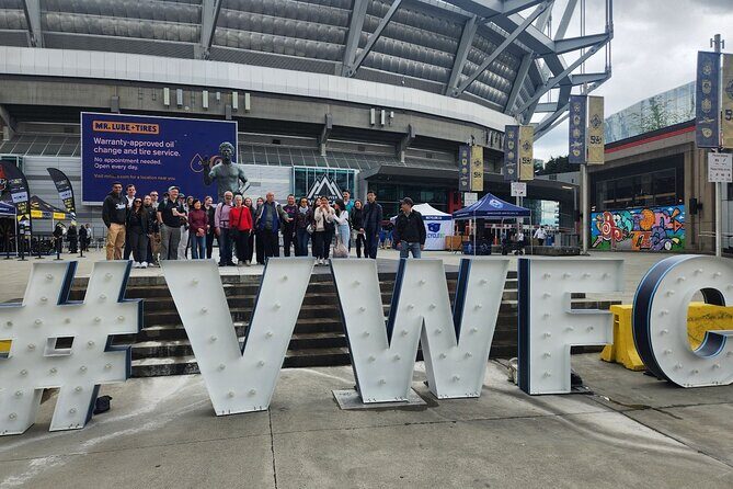 Private Vancouver City Highlights Walking Tour - Terry Fox Memorial and Victory Square