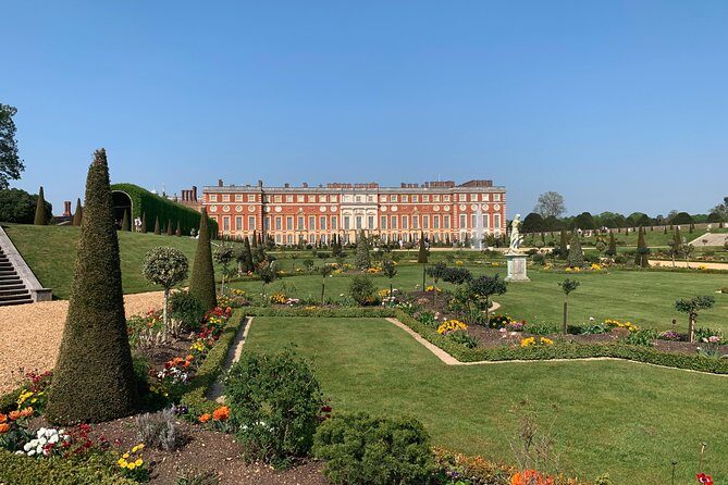 Private Vehicle To Hampton Court Palace From London With Admission Tickets - Why This Tour Makes a Great Day Trip from London