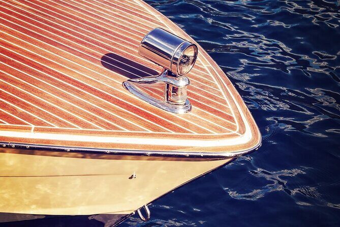 Private Venetian Wooden Boat Tour up to 10 pax - An In-Depth Look at the Private Venetian Wooden Boat Tour on Lake Como