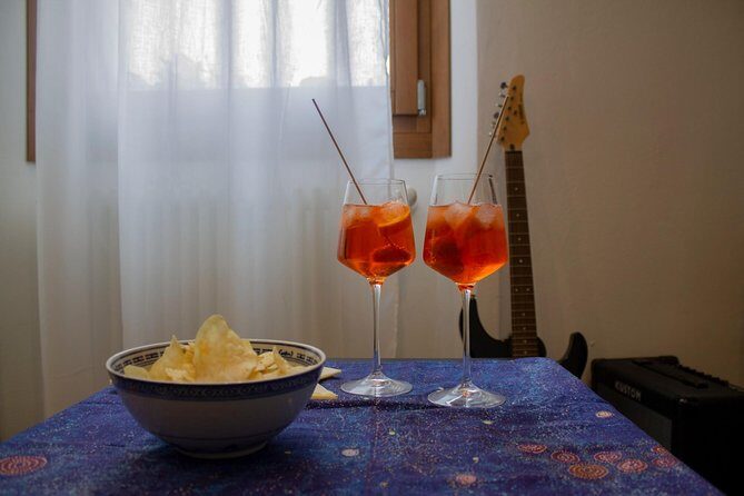 Private Venice Cooking Class and Market Tour with Fun Local Laura - Key Points