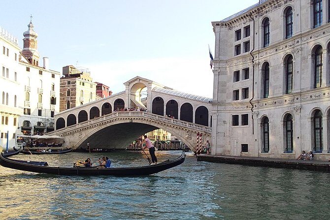 Private Venice walking tour plus Murano island lunch and glass factory visit - What to Expect: Practical Details
