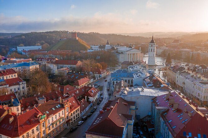 Private Vilnius Old Town Walking Tour - The Value of a Private Guide