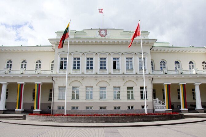 Private Vilnius Old Town Walking Tour - Authentic Experiences and Insights from Reviewers