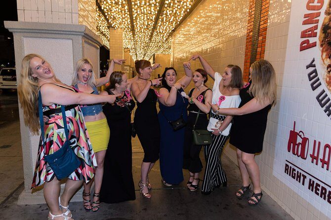 Private Vintage Vegas Walking Photo Tour - Key Points