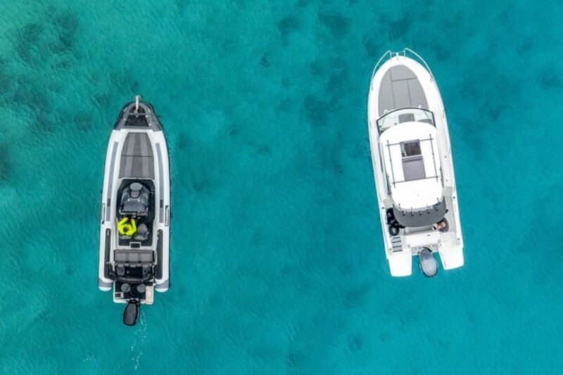 Private VIP boat tour in cyclades - Key Points