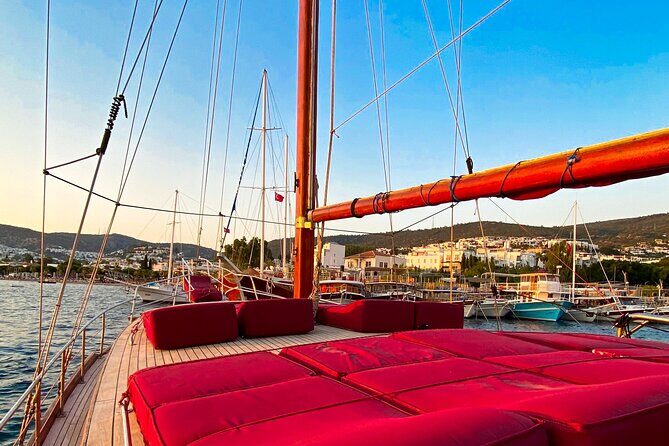 Private VIP Gulet Boat Tour With Lunch in Bodrum For 6 Hour - Who Is This Tour Best For?