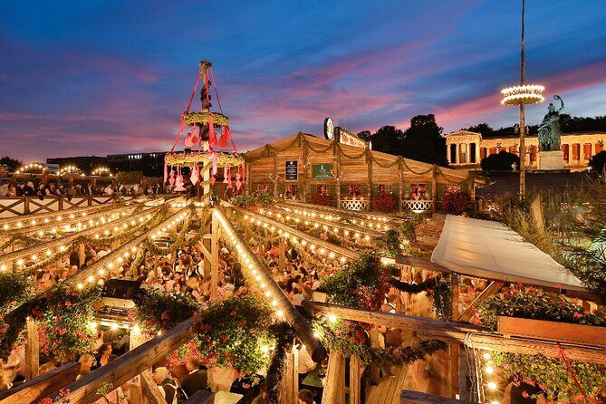 Private VIP Oktoberfest, Table, 3-Course-Menu, Beer & Champagne - A closer look at what this tour offers