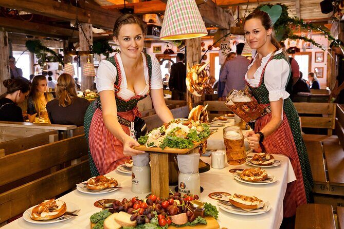 Private VIP Oktoberfest, Table, 3-Course-Menu, Beer & Champagne - What reviewers say