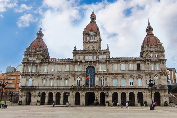 Private VIP Tour in Tuk tuk A Coruña - Who Is This Tour Best For?