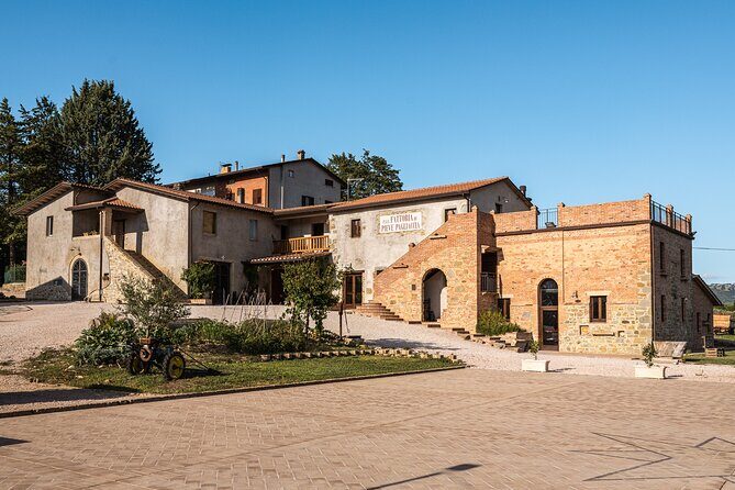 Private visit to the Brugnoni winery with tasting of 4 wines - FAQs
