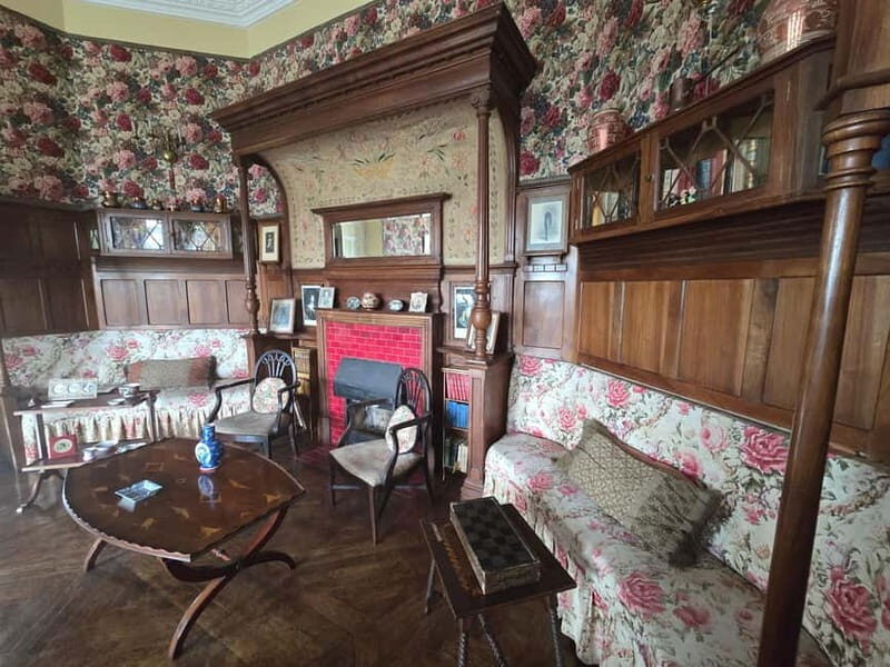 Private visit to the House of the Dukes of Almodovar in Comillas - Frequently Asked Questions