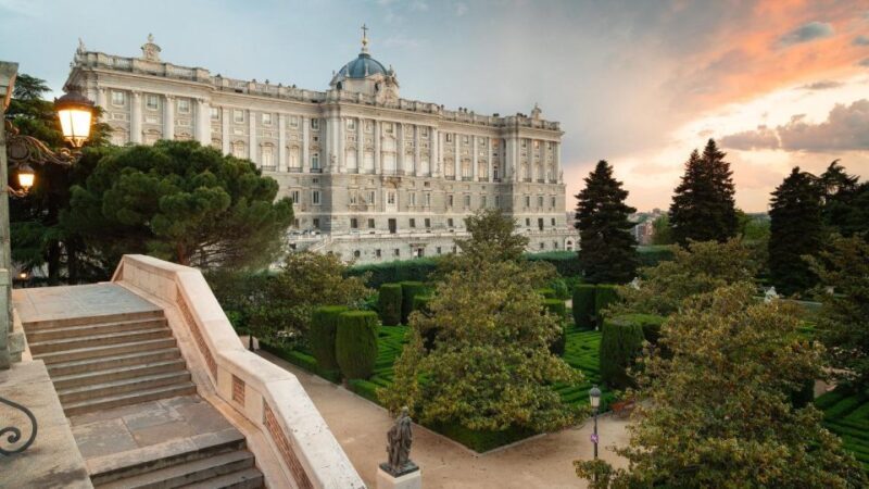 Private Visit to the Royal Palace and Walking Tour of Madrid - Key Points