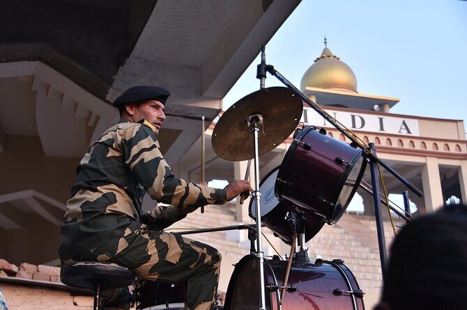 Private Wagah Border Drama and the Golden Temple with Transfer - FAQ