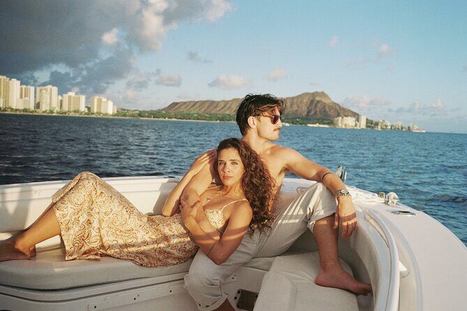 Private Waikiki Sunset Boat Tour - Discover the Magic of the Private Waikiki Sunset Boat Tour