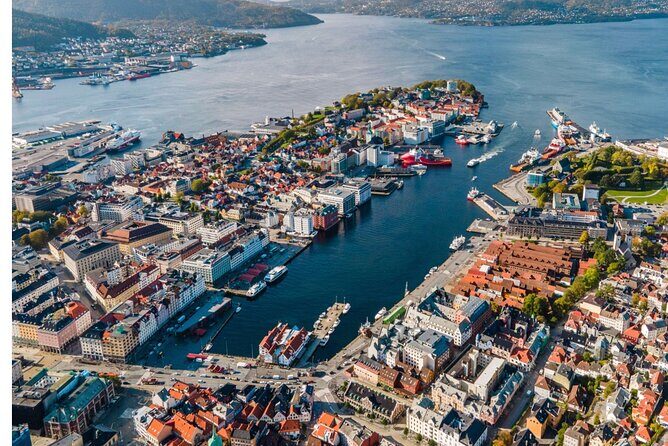 Private Walking Tour- Bergen Classics - An In-Depth Look at the Bergen Classics Private Walking Tour