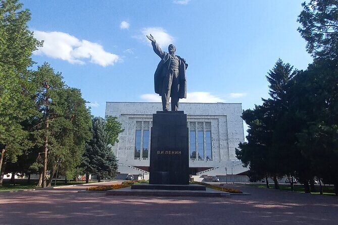 Private Walking Tour in Bishek City - Discovering Bishkek: What to Expect from This Tour