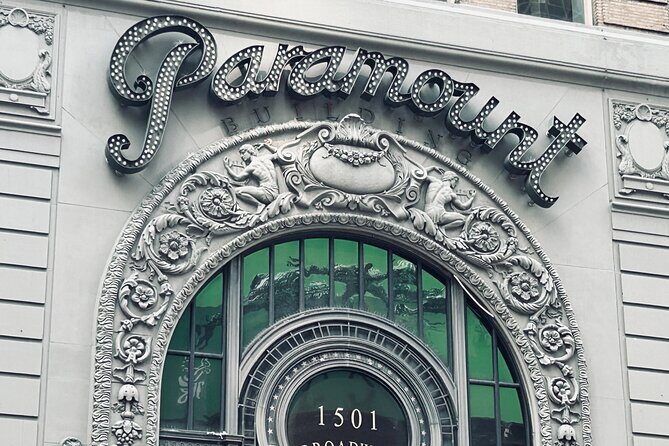 Private Walking Tour in Frank Sinatra's New York - Key Points