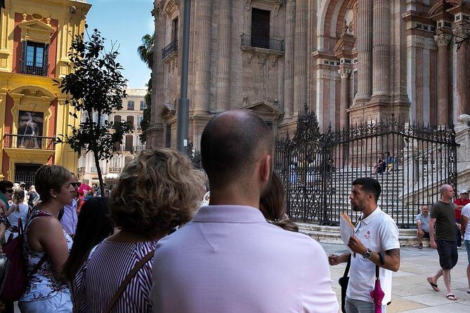 Private Walking Tour in Málaga - Calle Larios: The City’s Heartbeat