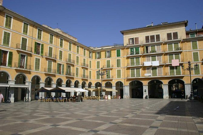 Private walking tour in Palma de Mallorca with local guides. - Exploring Palma de Mallorca with a Private Guided Walk