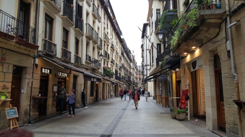 Private Walking Tour of Essential Spots of San Sebastian - FAQ