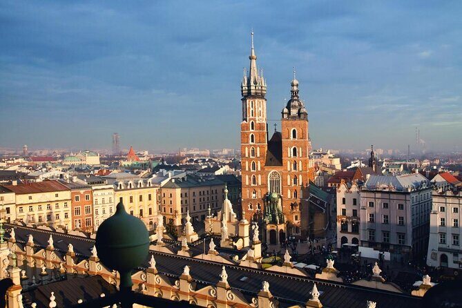 Private Walking Tour of Gdansk Old Town - Exploring the Heart of Gdansk: A Deep Dive into the Tour