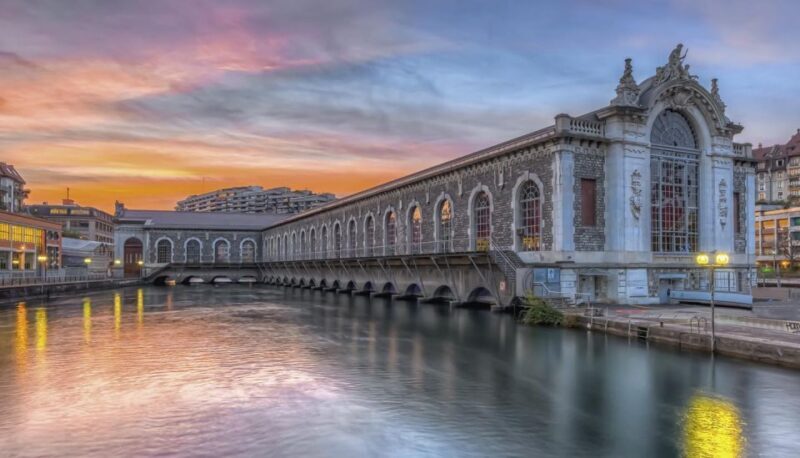 Private walking tour of Geneva - Key Points