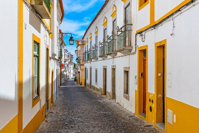 Private Walking Tour of Highlights Locations in Evora - Frequently Asked Questions