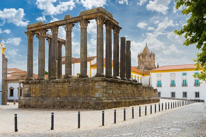 Private Walking Tour of Highlights Locations in Evora - Wrapping Up