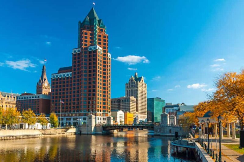 Private Walking Tour of Milwaukees RiverWalk & Art - Key Points