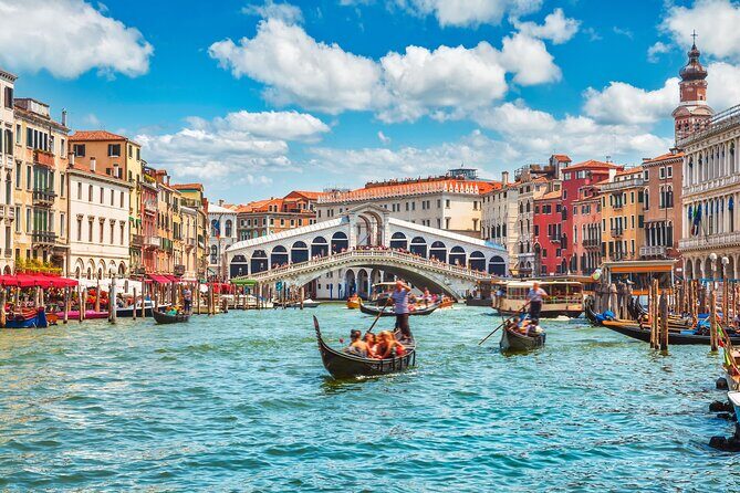 Private Walking Tour of Venice's Old Town with Gondola Ride - Who Is This Tour Best For?