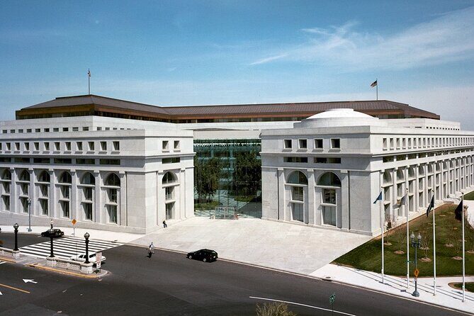 Private Walking Tour of Washington DC Neighborhoods - Who Should Consider This Tour?