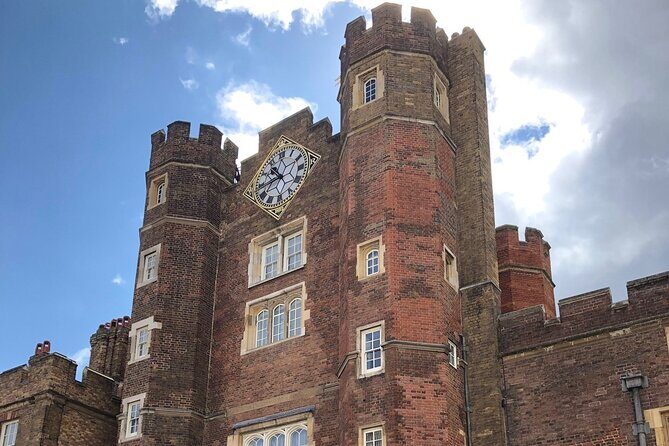 Private Walking Tour of Westminster Highlights - Horse Guards and the Olympic-turned-Equestrian Grounds