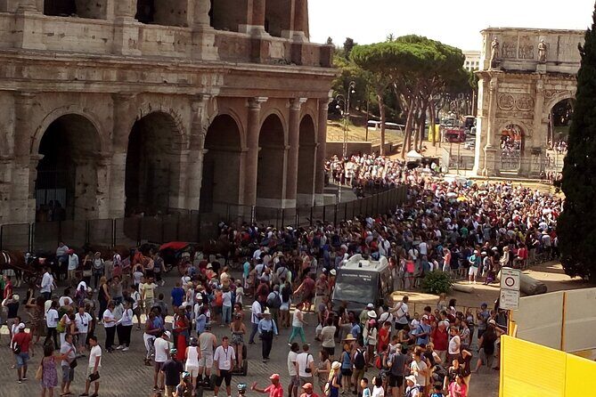 Private Walking Tour Vatican Museums or Colosseum - Key Points