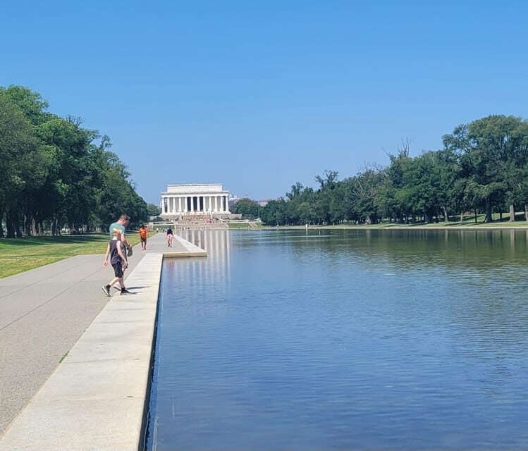 Private Washington DC Grand Tour with Changing of the Guard. - FAQs