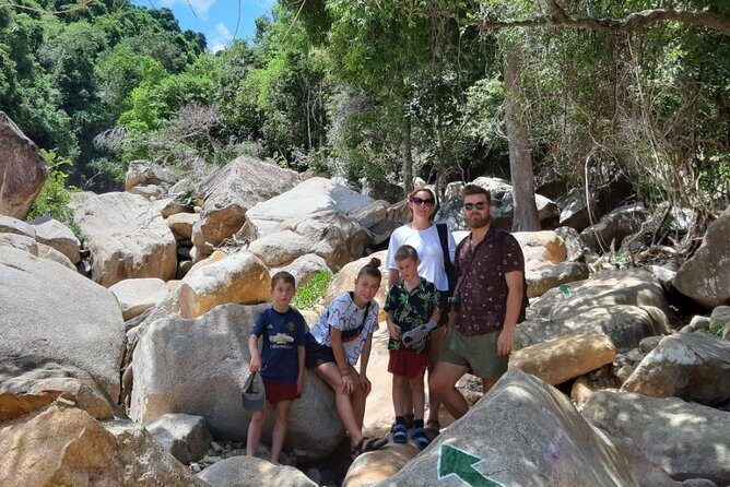 Private WATERFALL TOUR (TREKKING, CLIMBING, SWIMMING) Off the beaten tracks - Key Points