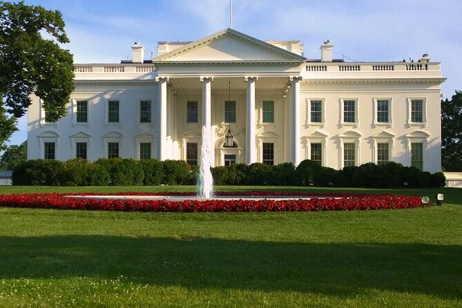 Private White House Neighborhood Walking Tour - Starting Point: The White House