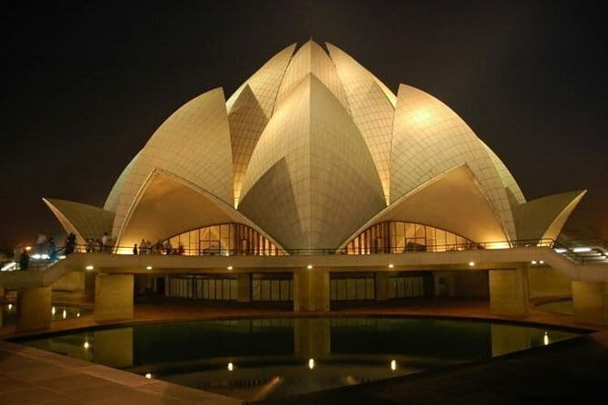 Private Whole Day Old & New Delhi City Tour With Assistant By Car - Introduction