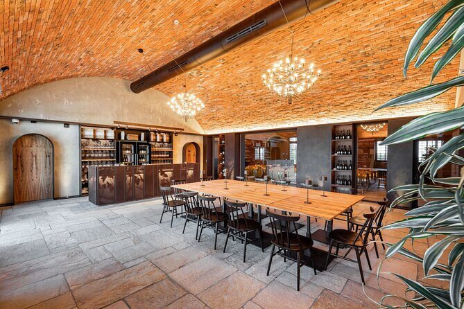 Private wine tasting of Palazzo di Varignana - The Details of the Palazzo di Varignana Wine Tasting