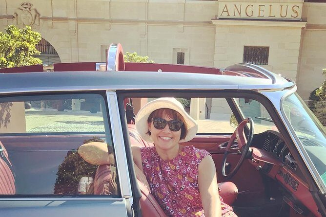 Private wine trip to Saint-Emilion aboard vintage French presidential car - Key Points