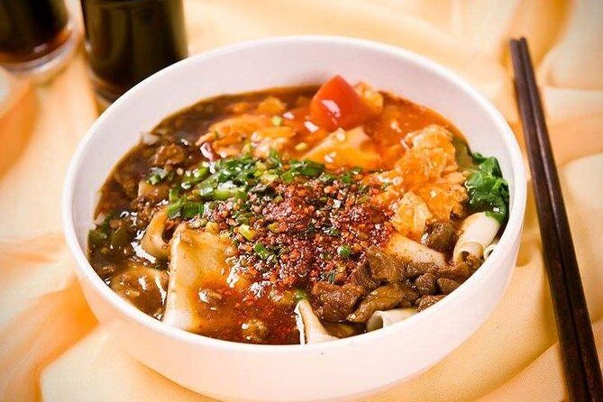 Private Xi'an Foodie Tour by Tuktuk - Key Points