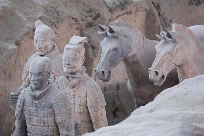 Private Xian Highlight Tour: 6 Hours Terracotta Warriors and Local Snack - Exploring the Itinerary in Depth