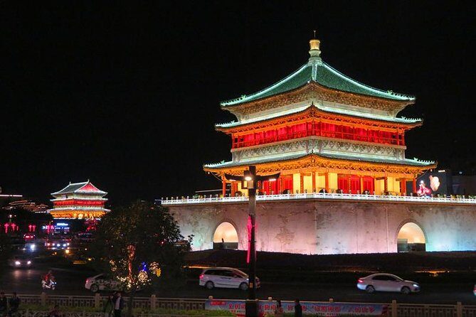 Private Xian Night & Food Tour by Tuk Tuk and Public Transportation - Key Points