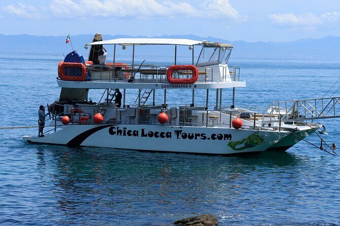 Private Yacht Charter ChicaFUN 5 Waterslides All Inclusive - Who Will Love This Tour?