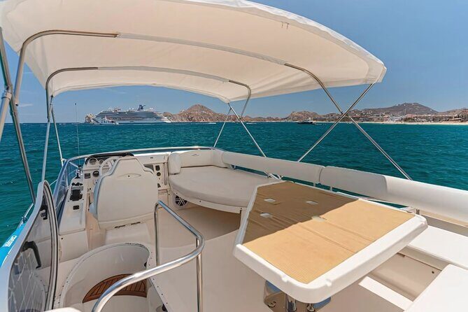 Private Yacht Charter in Cabo San Lucas  Cruise to The Arch - Who Is This Tour Best For?