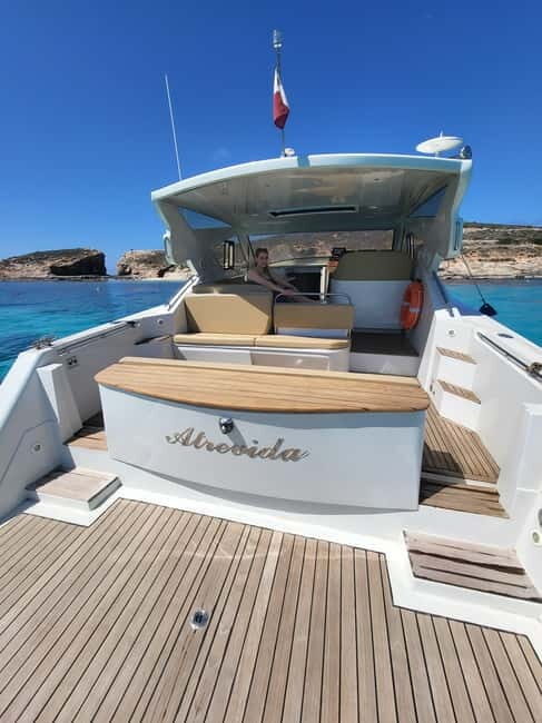 Private Yacht Charters around Comino & Blue Lagoon - FAQ
